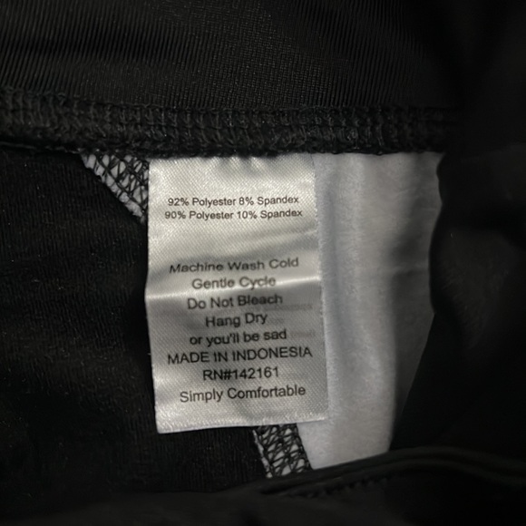 LuLaRoe yoga pants - Picture 5 of 5